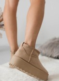 Suede μποτάκι με εσωτερική γούνα 376.B391-C