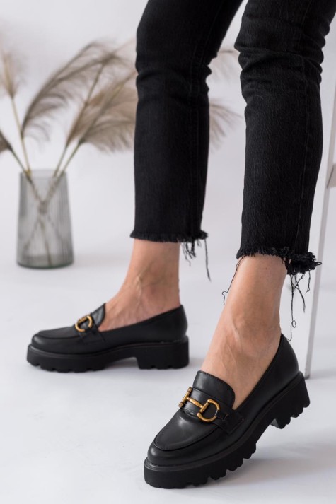 Chunky loafers με χρυσή αλυσίδα 330.D2710-L