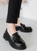 Chunky loafers λουστρίνι με μεταλλικό διακοσμητικό 330.OM6632-1-LU