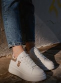 Δίσολα sneakers με διακοσμητικό αρκουδάκι 330.C3-L