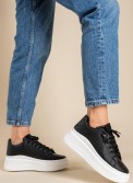 Δίσολα sneakers με διακοσμητικό αρκουδάκι 431.LY653-L