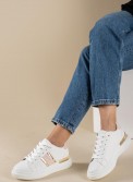 Sneakers με μεταλλικές λεπτομέρειες 431.LY629-L