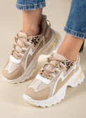 Chunky sneakers σε συνδυασμό χρωμάτων και υλικών 431.LY632-L