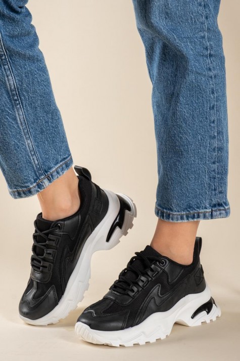 Chunky sneakers σε συνδυασμό χρωμάτων και υλικών 431.LY632-L