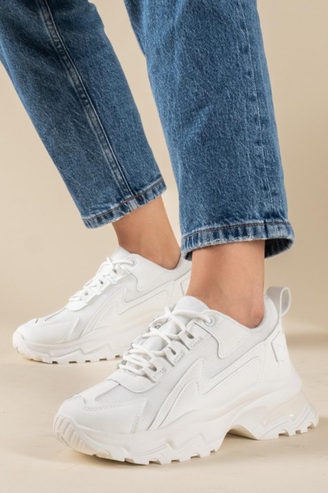 Chunky sneakers σε συνδυασμό χρωμάτων και υλικών 431.LY632-L