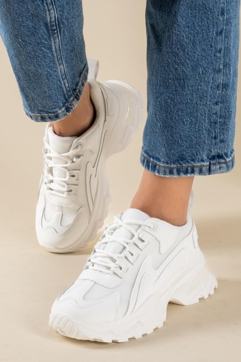 Chunky sneakers σε συνδυασμό χρωμάτων και υλικών 431.LY632-L