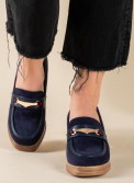 Suede loafers με μεταλλικό διακοσμητικό 431.JN673-C