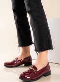 Λουστρίνι loafers με διακοσμητική αλυσίδα 431.XY702-LU