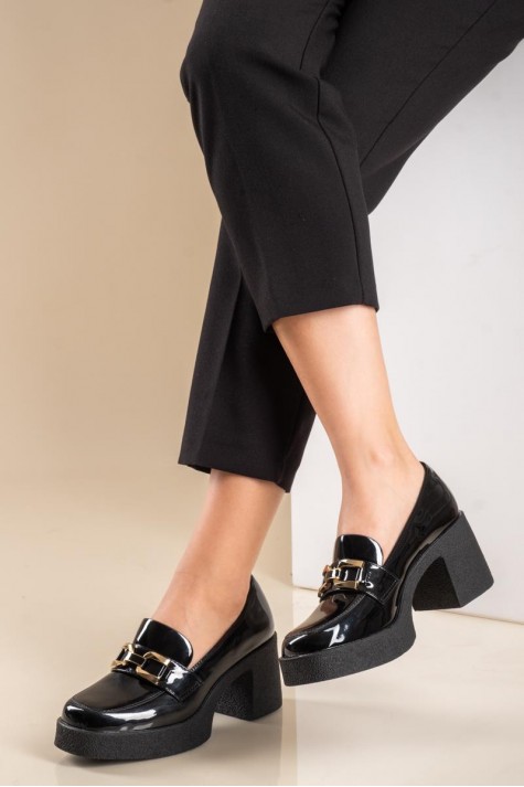 Block-heeled loafers λουστρίνι με κρεπ σόλα 330.Q8702-L