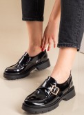 Λουστρίνι loafers με διακοσμητική ζώνη 330.Y6733-L