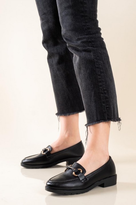 Ματ Loafers με διακοσμητικό ζωνάκι 330.5309-L