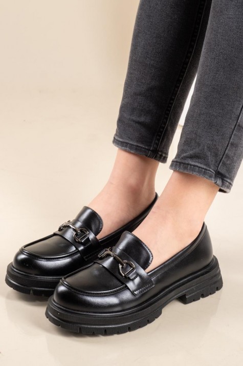 Chunky loafers με διακοσμητική αλυσίδα 330.OM2211-L