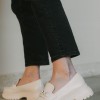 Chunky loafers λουστρίνι με μεταλλικό διακοσμητικό 330.LL1468-L ΜΠΕΖ