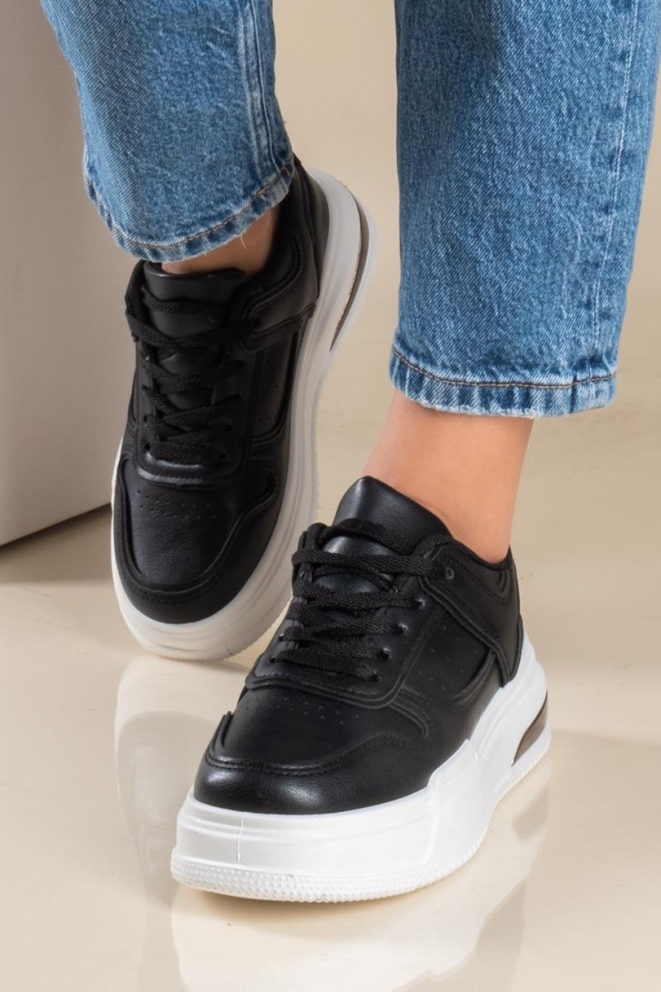 Casual sneakers σε συνδυασμό χρωμάτων 330.OX2337-L ΜΑΥΡΟ