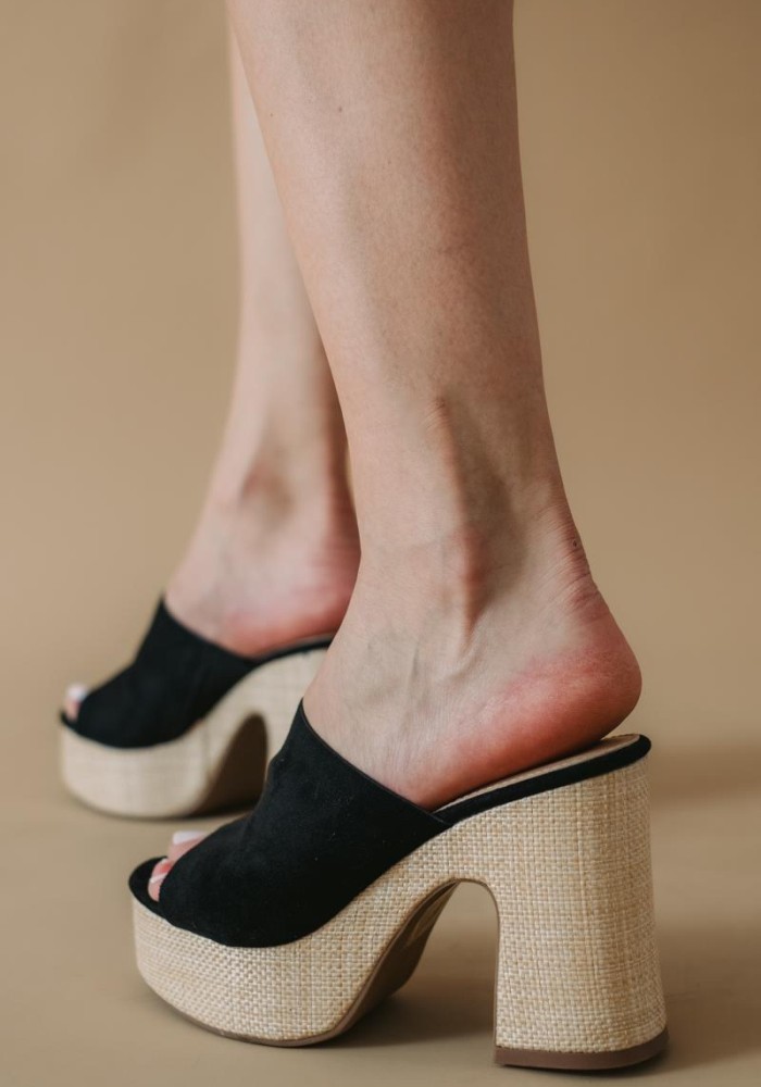 Suede mules με φαρδιά φάσα 431.L23603-C ΜΑΥΡΟ