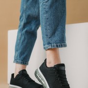 Υφασμάτινα sneakers με αερόσολα 330.D8183-F ΜΑΥΡΟ/ΑΣΠΡΟ