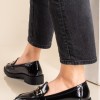 B-SOFT λουστρίνι loafers με διακοσμητική αλυσίδα 405.22105-L ΜΑΥΡΟ