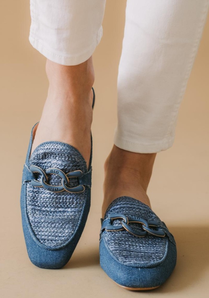 Flat mules με ψάθα και διακοσμητική αλυσίδα 330.F352-L JEAN