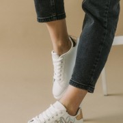 Δίσολα tennis sneakers με σχέδιο καρδιές 330.LY663-L ΑΣΠΡΟ/CHAMPAGNE