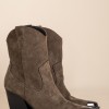 Suede western μποτάκι με μεταλλική μύτη 376.3051-C ΛΑΔΙ