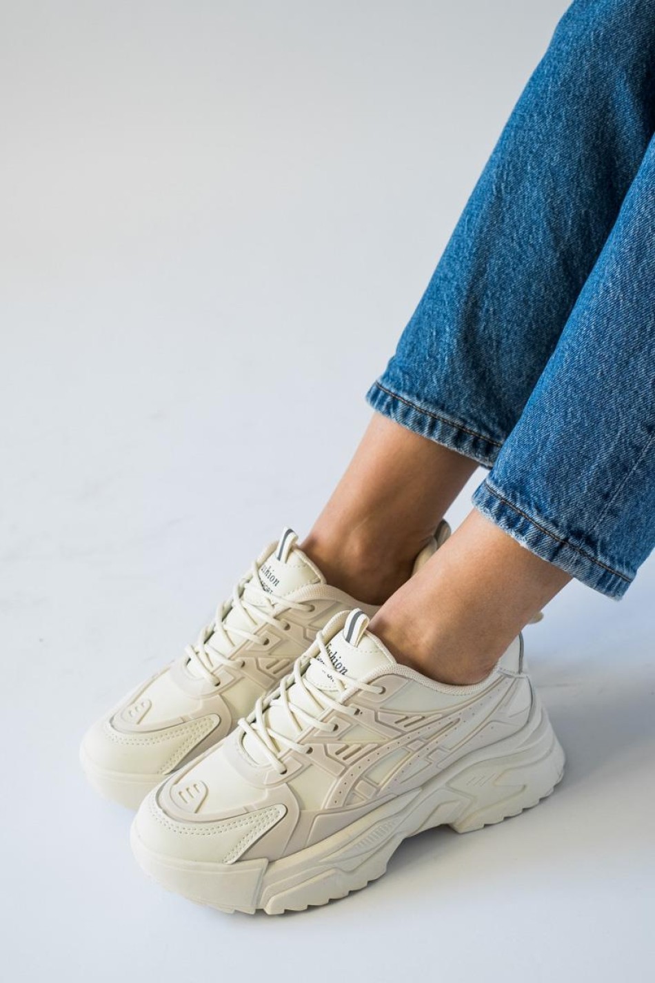 Chunky sneakers με ανάγλυφο μοτίβο 330.LY651-L ΜΠΕΖ