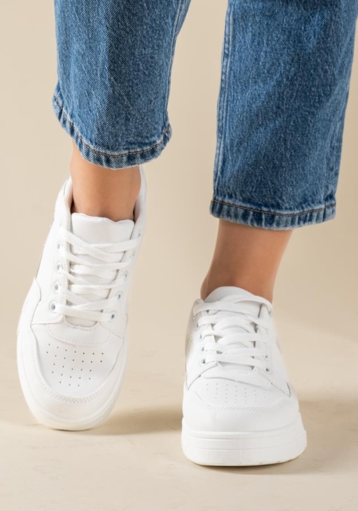 Casual sneakers σε συνδυασμό χρωμάτων 431.LY660-L ΑΣΠΡΟ