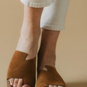 Suede flatform με φαρδιά φάσα 330.1001430-C ΤΑΜΠΑ