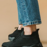 Slip-on sneakers με διακοσμητικά στρασάκια 330.LY532-F ΜΑΥΡΟ