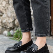 Chunky loafers με διακοσμητική αλυσίδα 330.OM2210-L ΜΑΥΡΟ