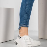 Tennis sneakers με κρακελέ μοτίβο 306.TF187-L ΑΣΠΡΟ