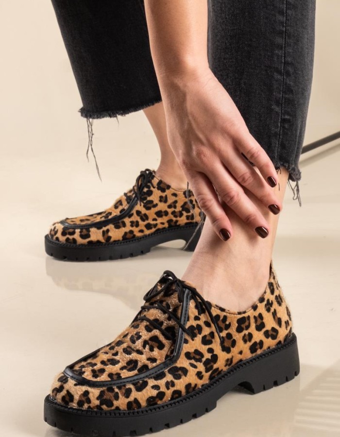 Δετό loafer με animal print 330.2502-PS ΛΕΟΠΑΡ