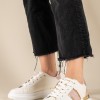 Sneakers με μεταλλικές λεπτομέρειες 431.LY629-L ΜΠΕΖ