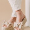 Suede flatforms με χιαστί φάσα με φιόγκο 330.BZSJ6693-F NUDE