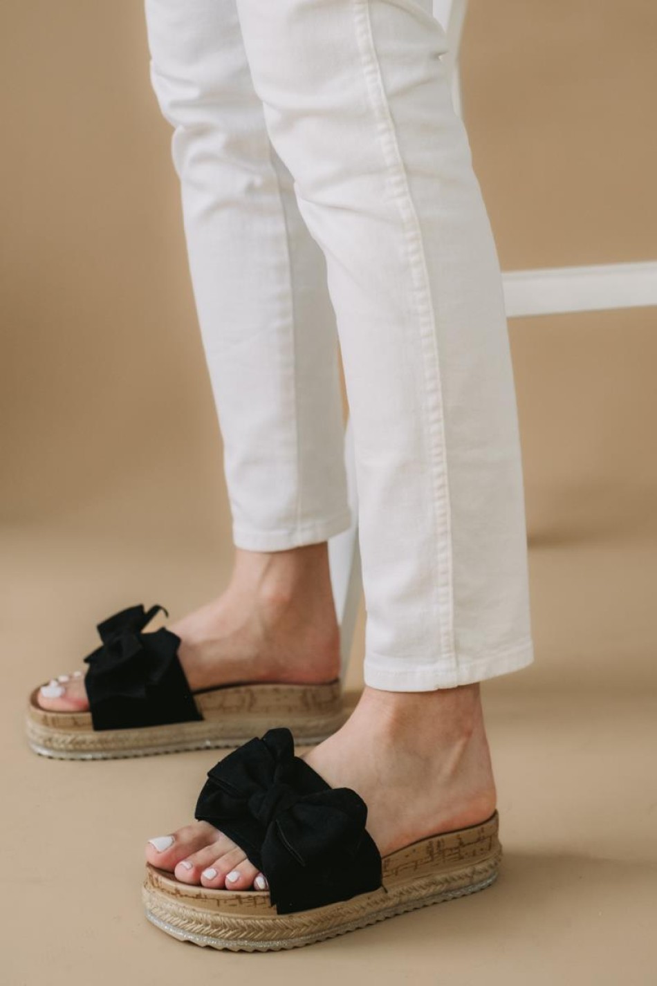 Suede flatforms με φιόγκο 424.568-2-C ΜΑΥΡΟ