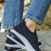 Υφασμάτινα slip-on sneakers με αερόσολα 416.LY519-F ΜΠΛΕ