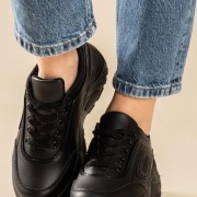 Chunky sneakers με εξωτερικές ραφές ΜΑΥΡΟ