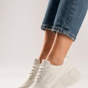 Chunky sneakers με εξωτερικές ραφές ΑΣΠΡΟ