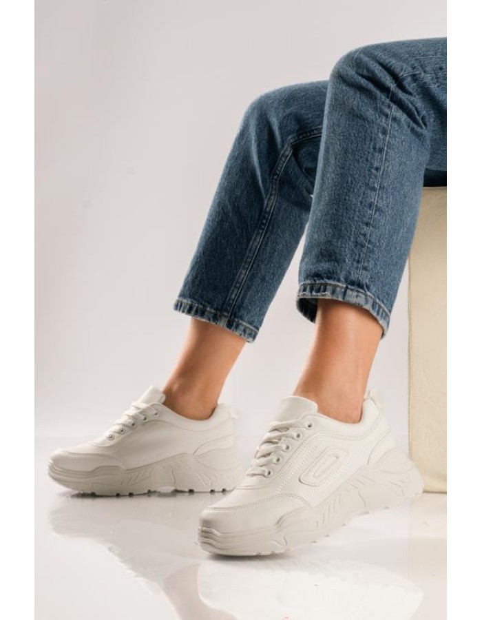 Chunky sneakers με εξωτερικές ραφές ΑΣΠΡΟ