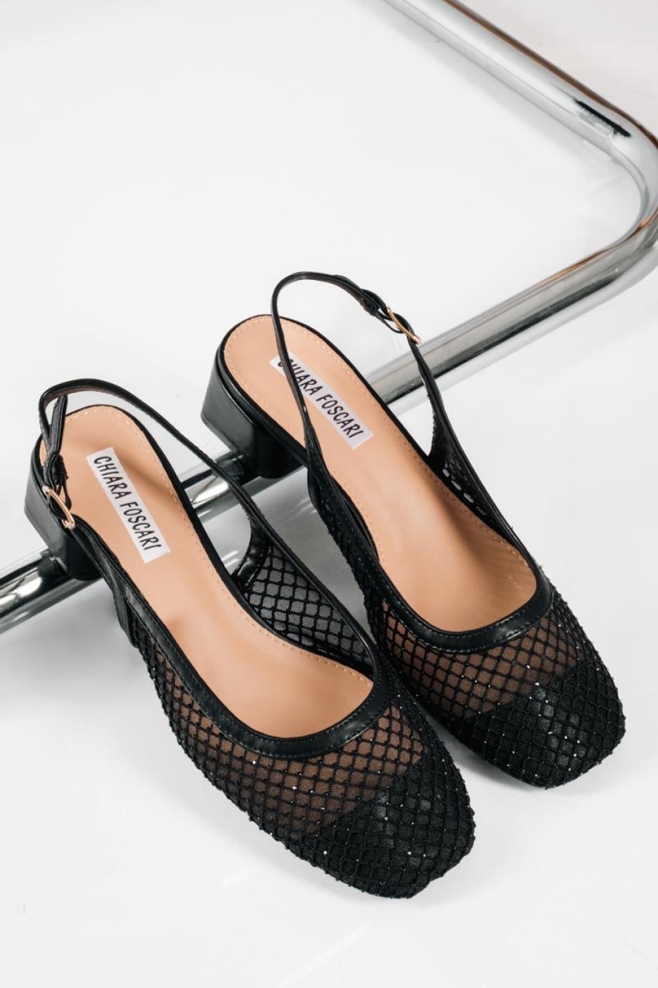 Slingback γόβες με διαφάνεια και διακριτικές λάμψεις ΜΑΥΡΟ