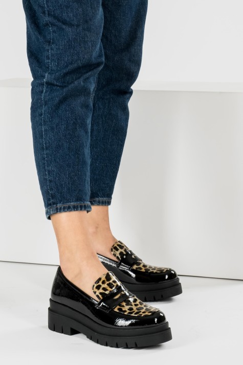 Chunky loafers λουστρίνι με animal print λεπτομέρειες 377.62-LU