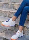 Casual sneakers με δίχρωμη σόλα και πολύχρωμα κορδόνια 330.LLN308-L