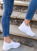 Υφασμάτινα slip-on sneakers με αερόσολα 306.TF169-F