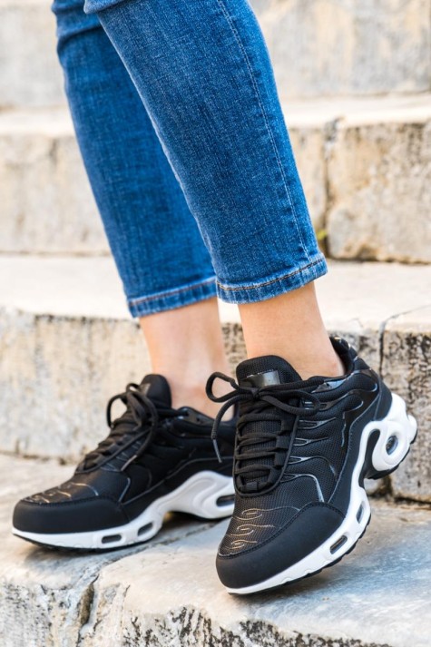 Chunky sneakers με αερόσολα 330.B57-L